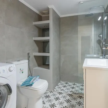 A Modern 2-Bedroom Apartment Near Areios Pagos Atény Exteriér fotografie
