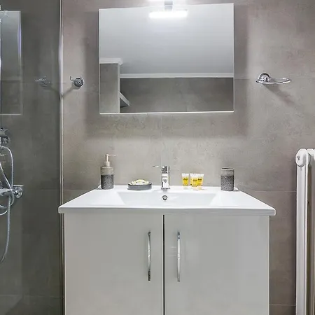 A Modern 2-Bedroom Apartment Near Areios Pagos Atény Exteriér fotografie